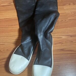 Black Stretch Knit Runner Sock Sneakers Size 7.5